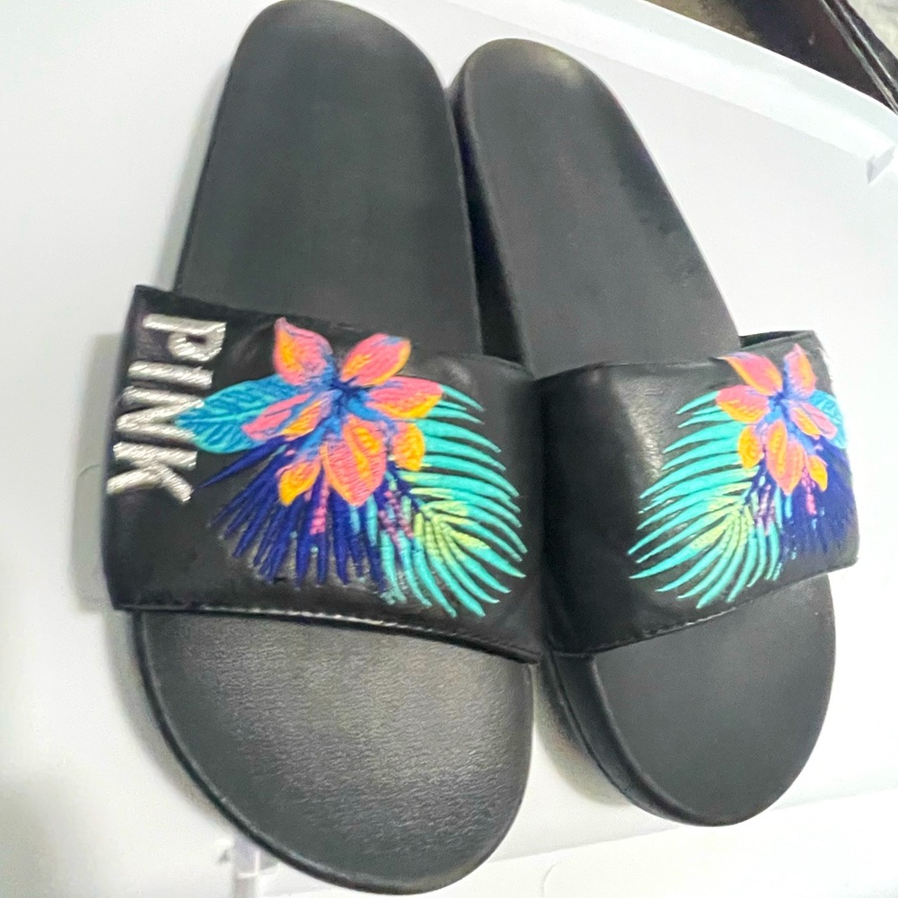Pink slides size 8